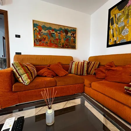 Prada Wifi-netflix-air Conditioning Apartment Milan