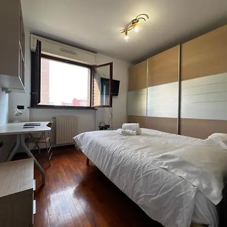 Prada Wifi-netflix-air Conditioning *